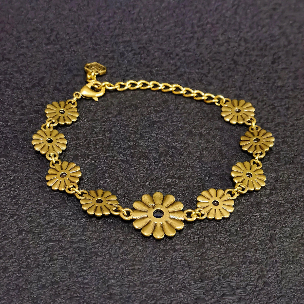 Sacred Sun Daisy Brass Bracelet – Mystical Floral Talisman of Joy, Renewal, Vitality & Positive Energy