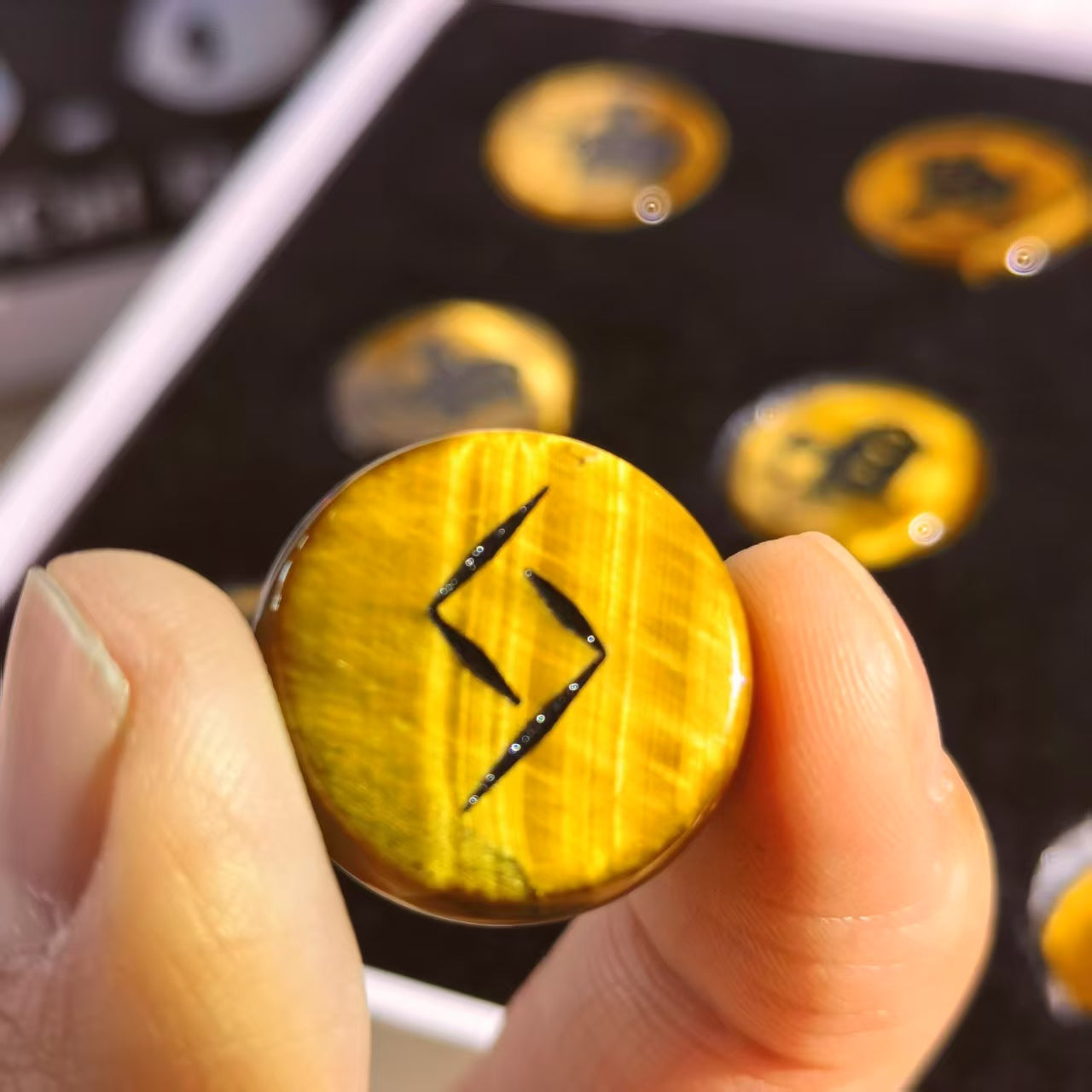 Witch Cat Tiger’s Eye Rune Set