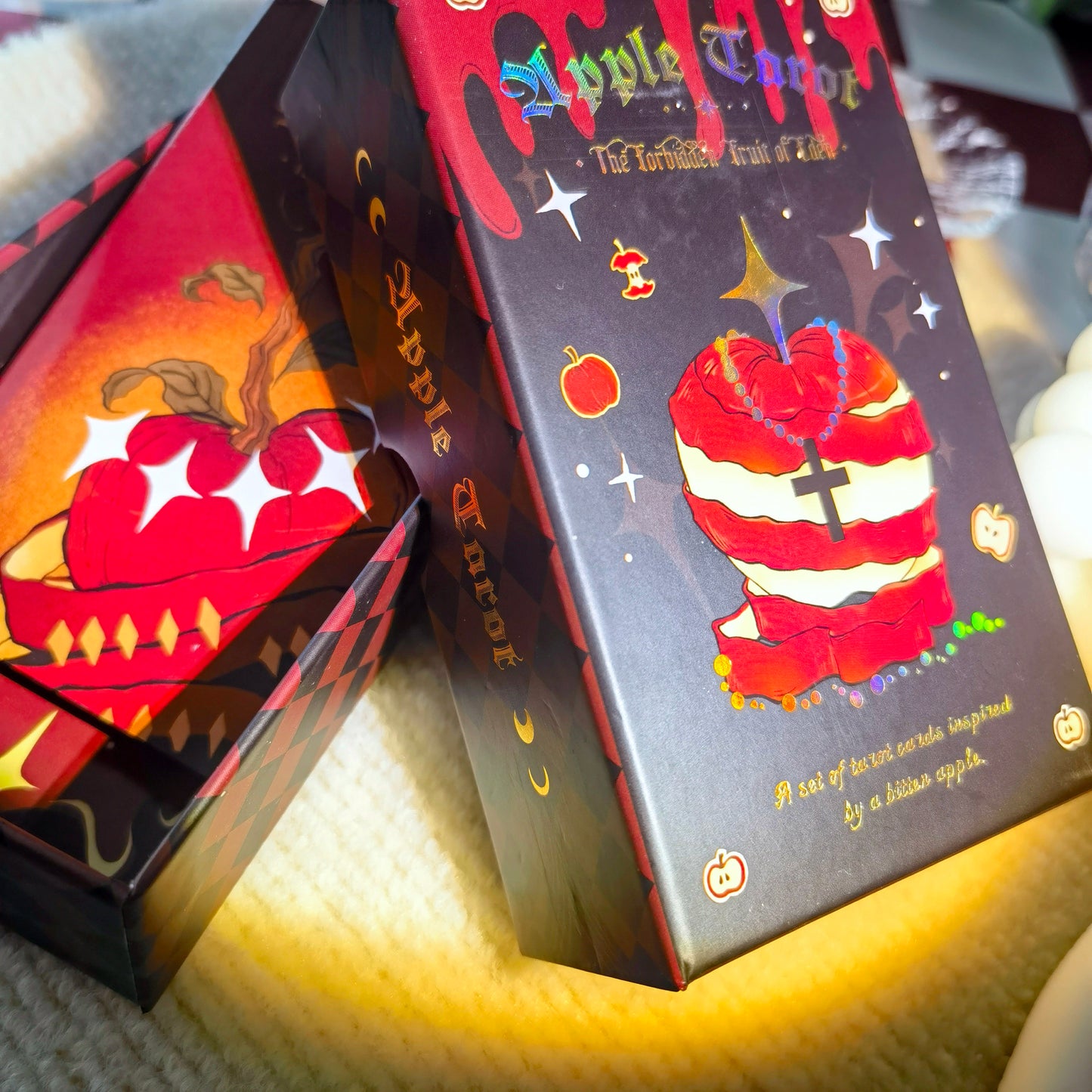 Apple Tarot：The Forbidden Fruit of Eden