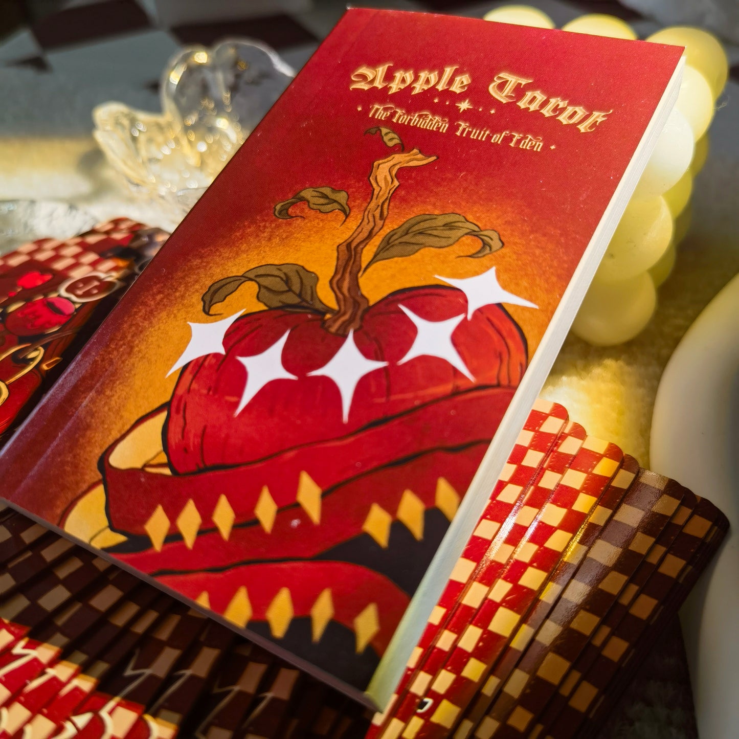 Apple Tarot：The Forbidden Fruit of Eden