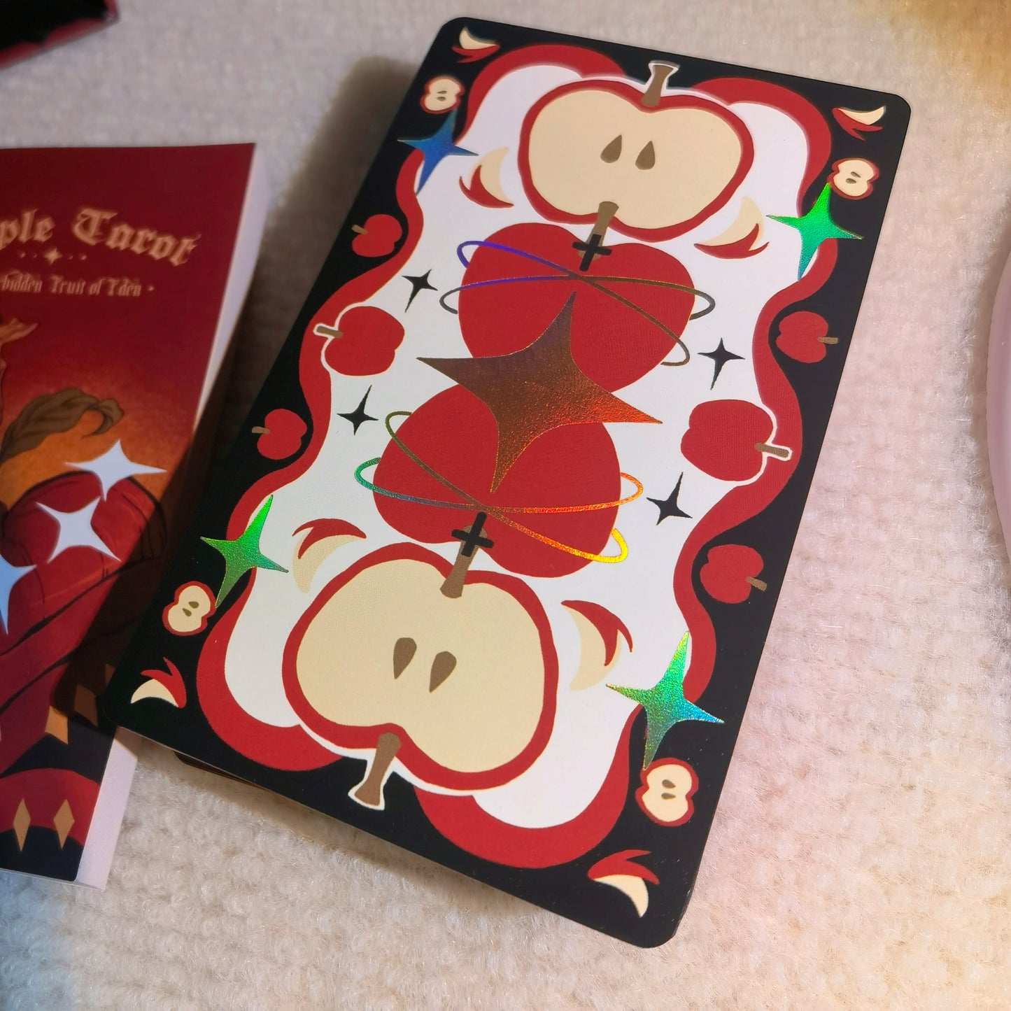 Apple Tarot：The Forbidden Fruit of Eden