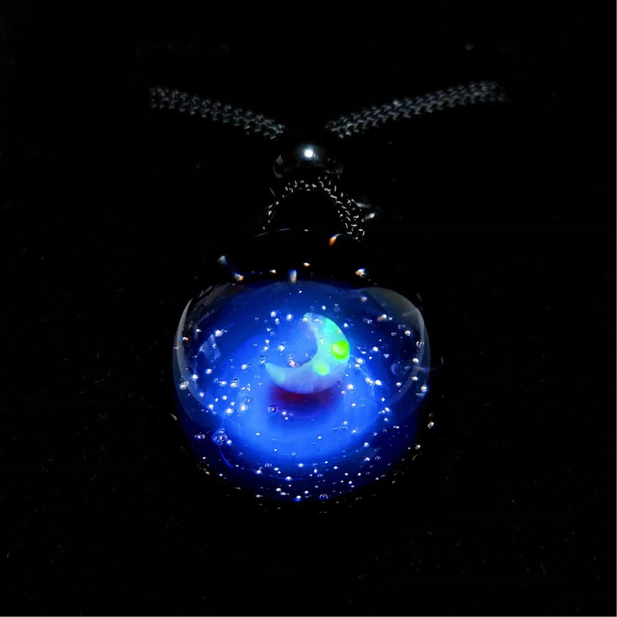 Astral Orbit Talisman Necklace – Celestial Galaxy Orb Pendant, Mystical Planet Amulet, Cosmic Jewelry