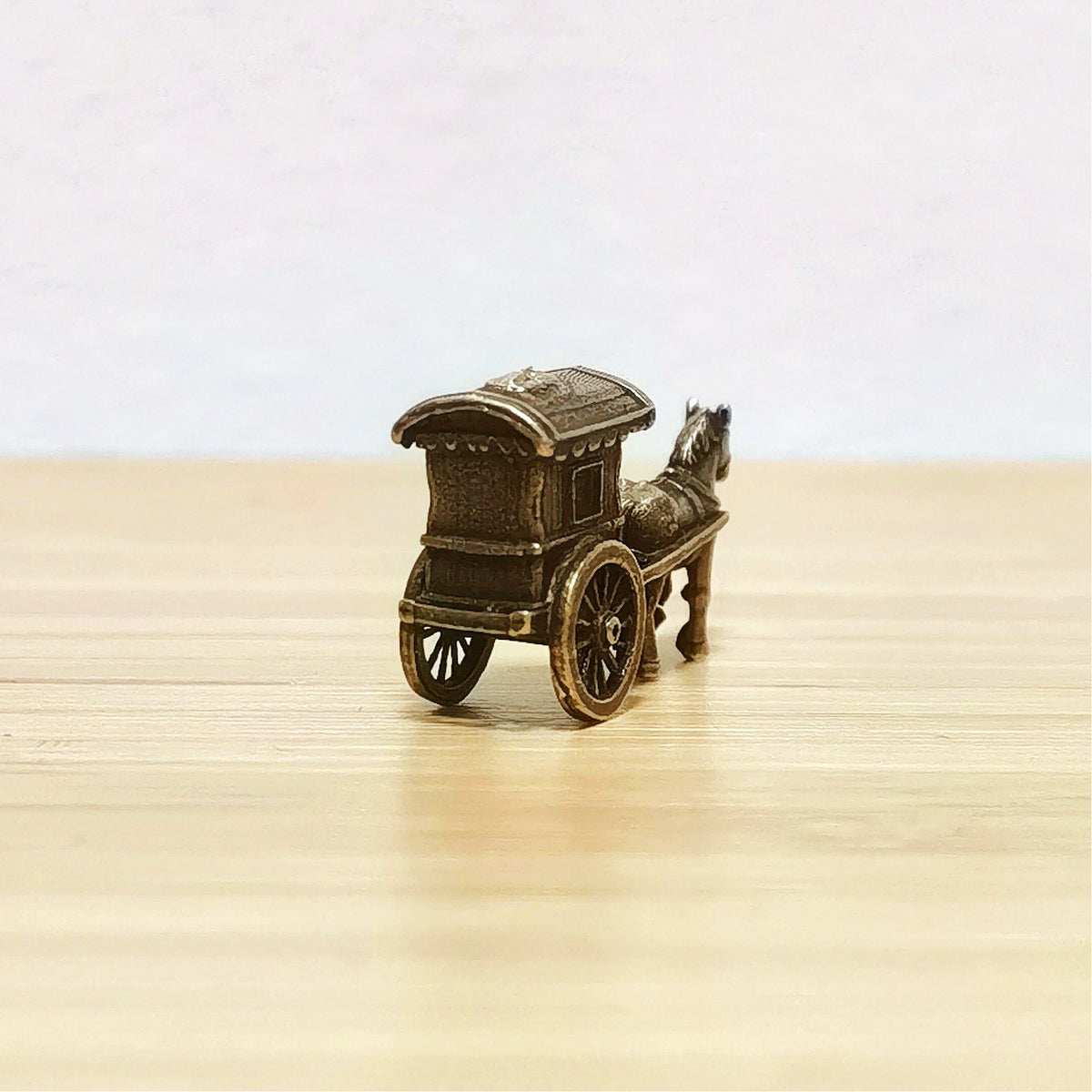 Carriage of Destiny – Antique Brass Horse Carriage Symbol of Life’s Journey, New Paths & Fortune