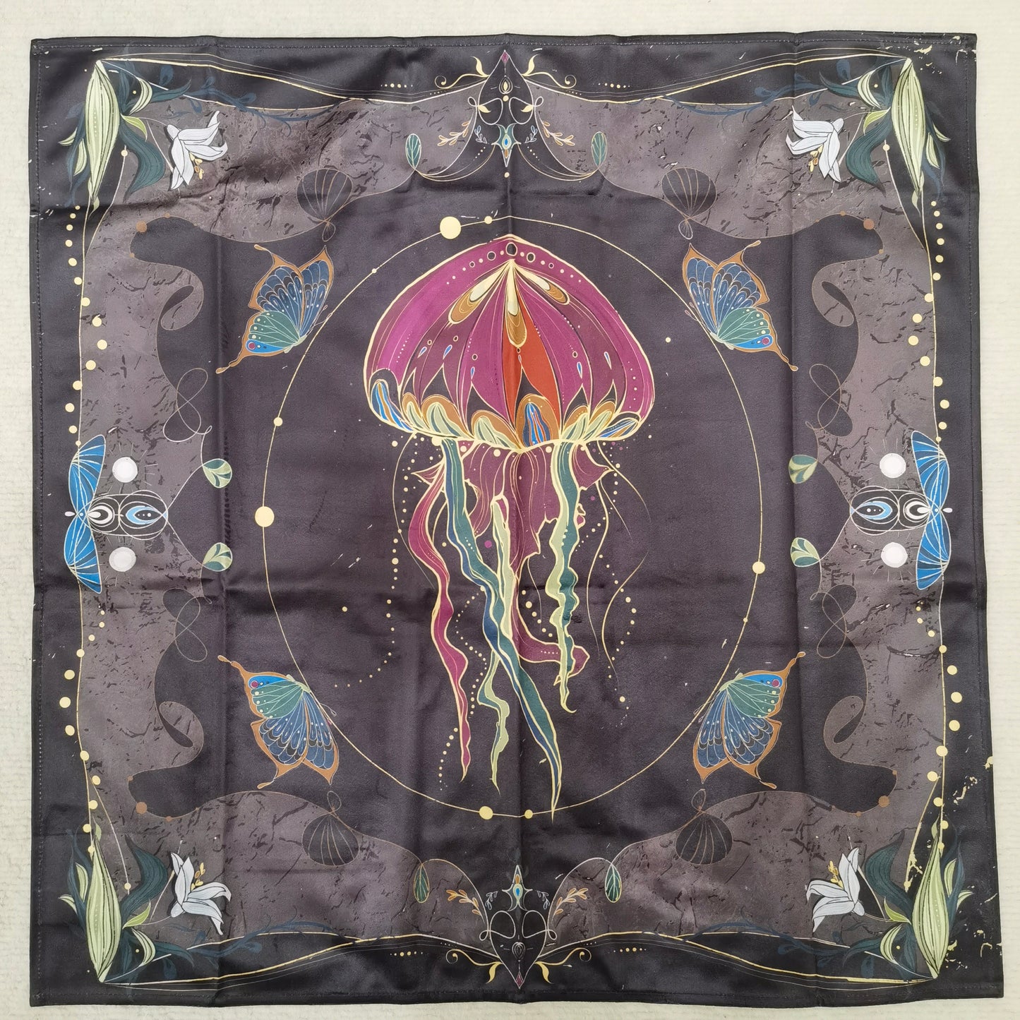 Wonderland -- Jellyfish Reading Cloth